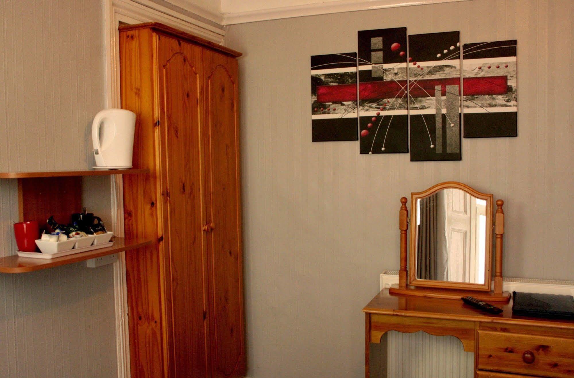 Devon View Guesthouse Swansea Eksteriør billede